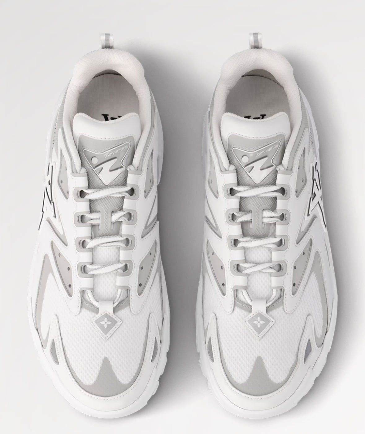 LV Runner Tactic Trainers Super clones