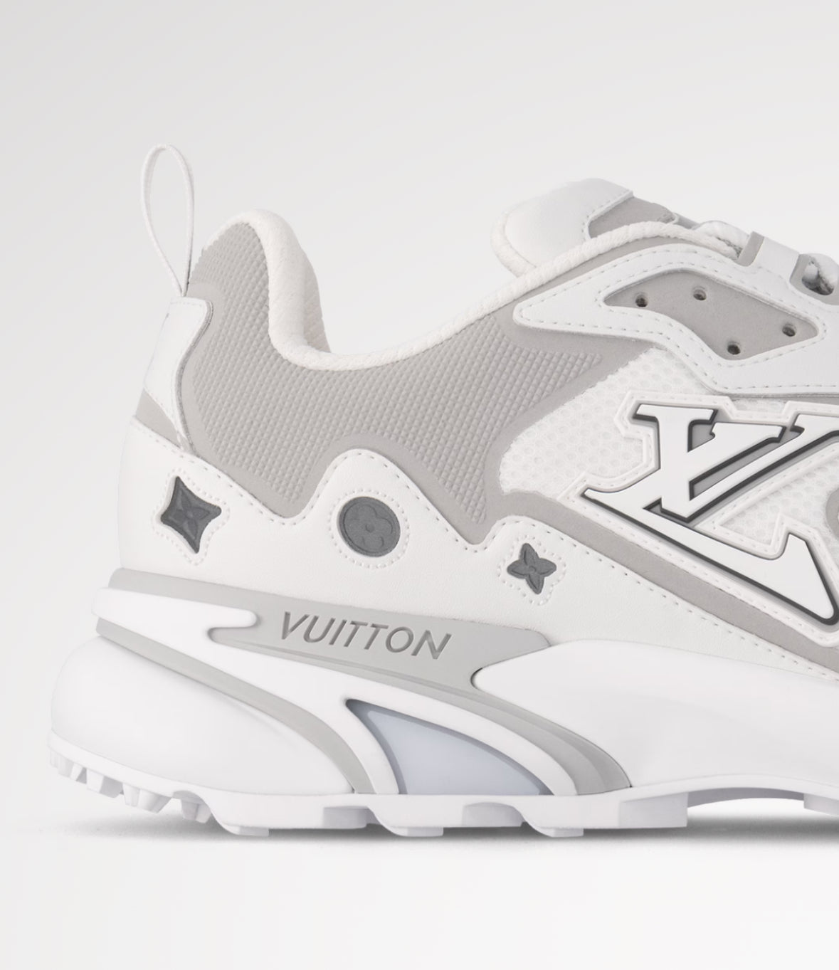 LV Runner Tactic Trainers Super clones