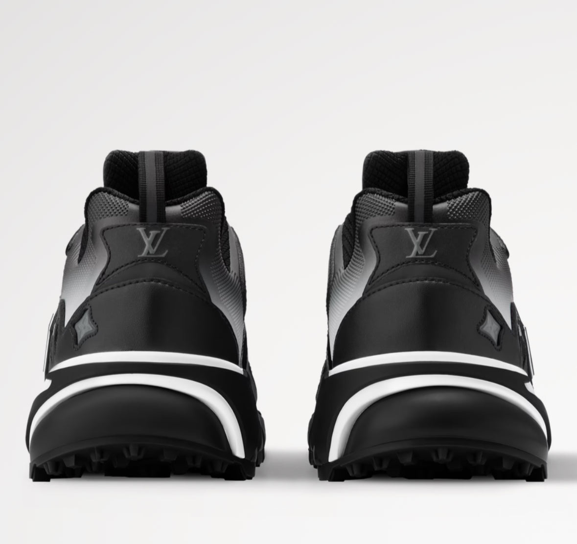 LV Runner Tactic Trainers Super Clones