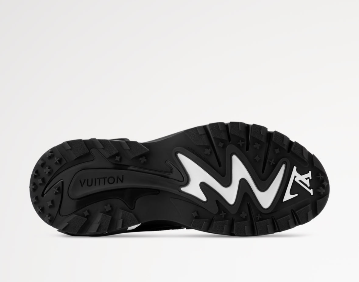 LV Runner Tactic Trainers Super Clones