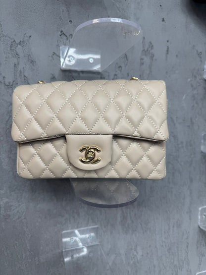 Chanel timeless mini /super clone